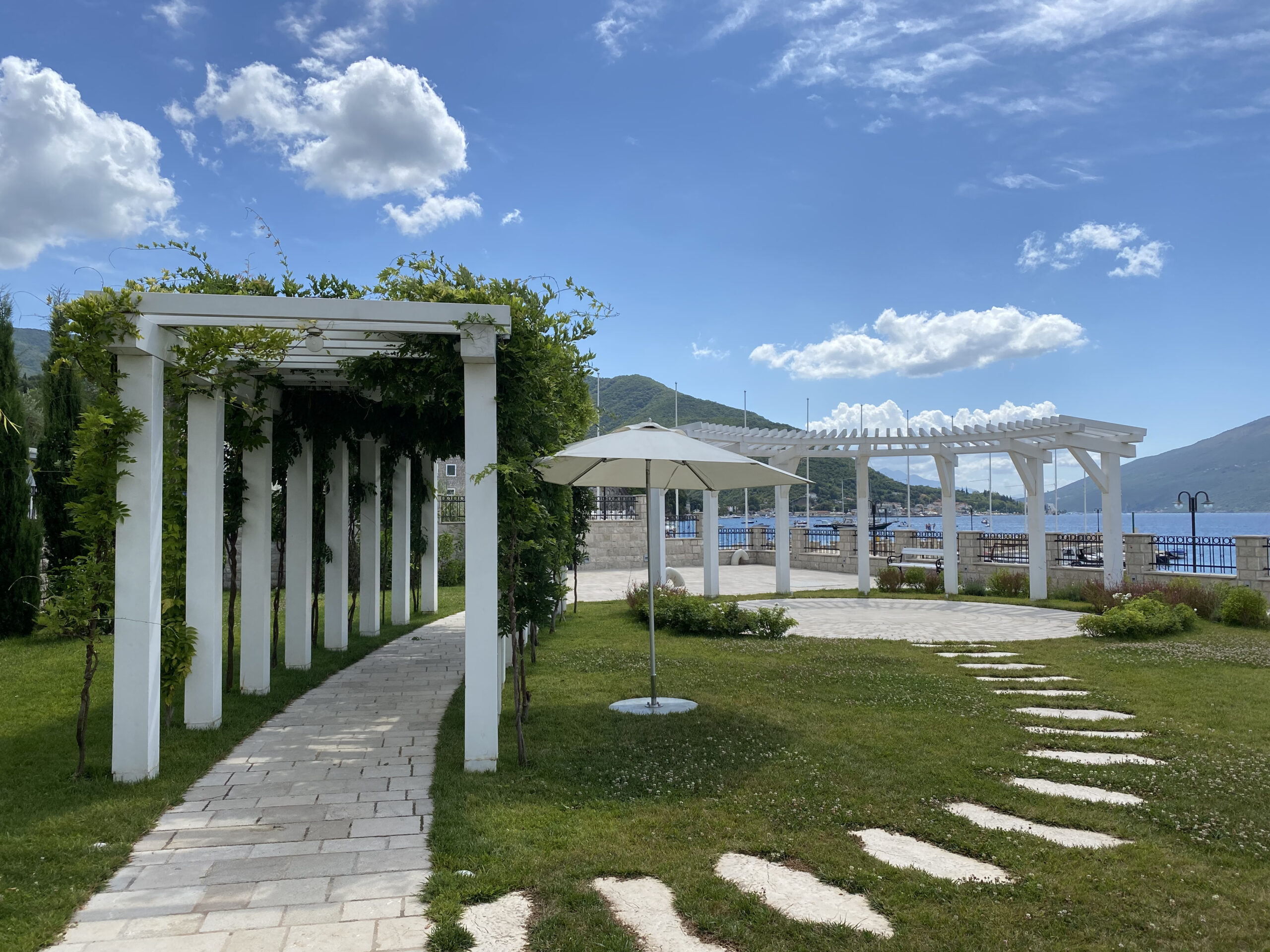Choosing the Right Pavers for Your Garden in Montenegro - Garden Design